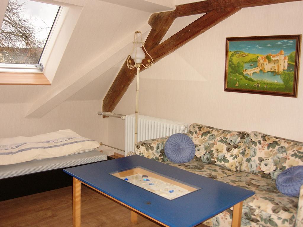 Ferienwohnung Neureuth Schillingsfürst Habitación foto